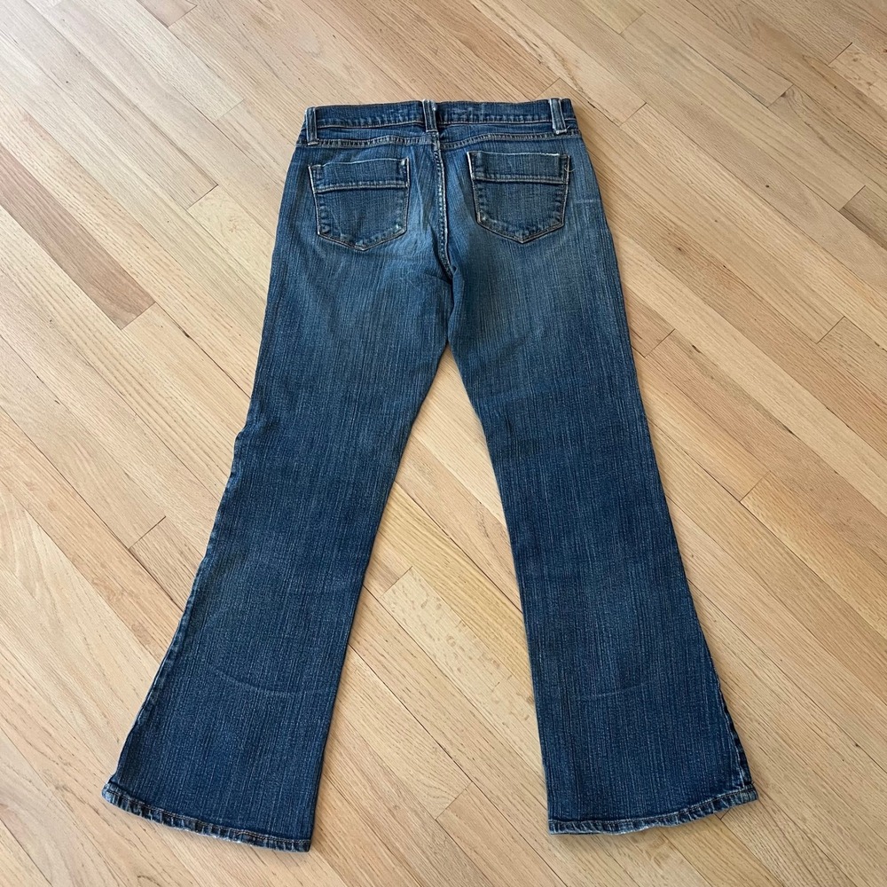 Old Navy The Sweetheart Classic Rise Bootcut Jeans Medium Wash Size 4 Regular - Picture 2 of 7